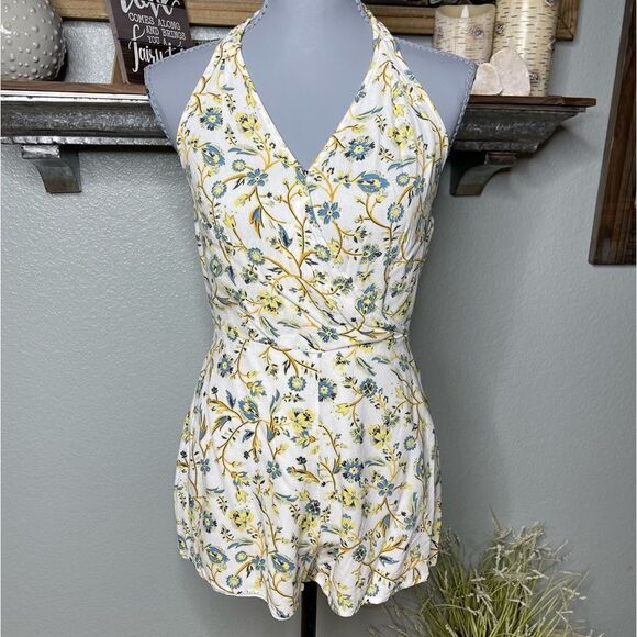 Kendall & Kylie Floral Halter Romper Size Small - Picture 1 of 15